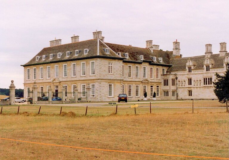 History of Stapleford House & Park
