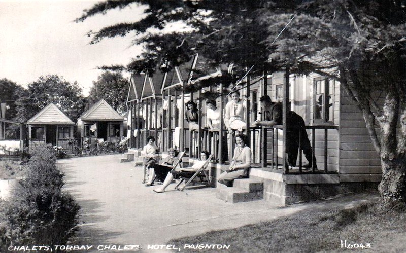 Vintage postcard showing the Torbay Chalet Hotel