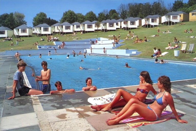 Pontins Dolphin & St Mary's Bay Holiday Camps - An illustrated history