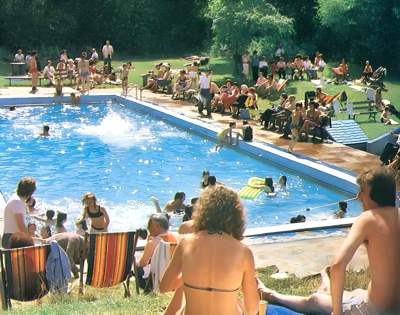 swimming pool at Pontins little Canada holiday camp