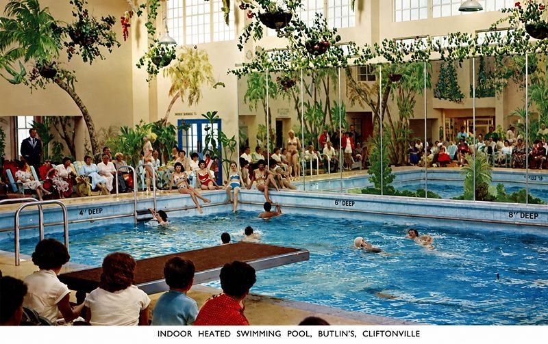 Butlins Queens Hotel Cliftonville - Indoor swimming pool
