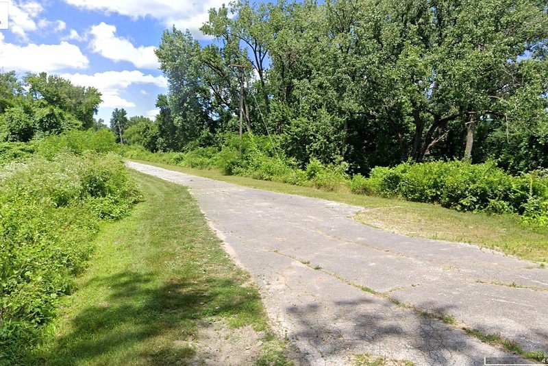 The location of the former southern terminal station of the Quinsippi Island railroad
