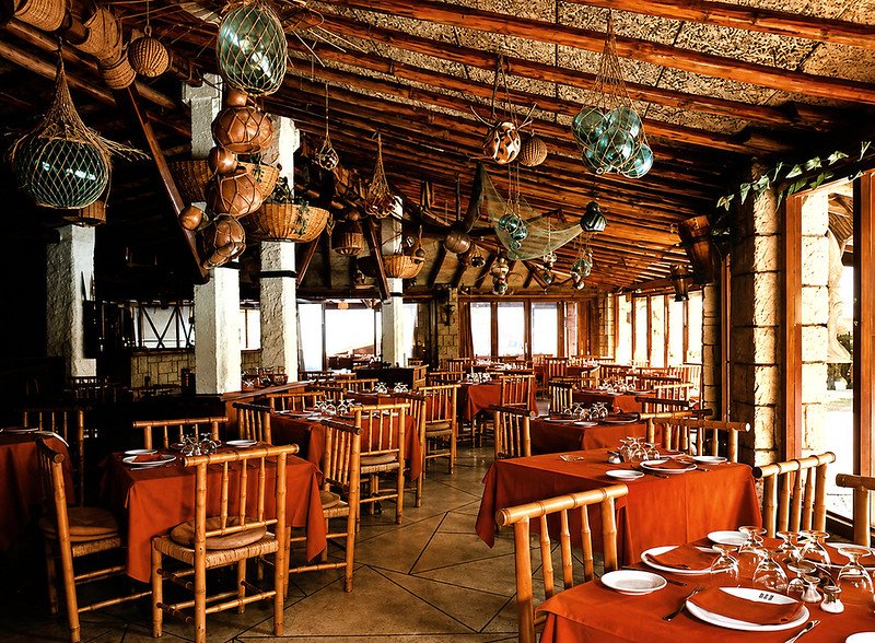 Bar and restaurant at Pontinental Holiday Club Tropicana resort Majorca