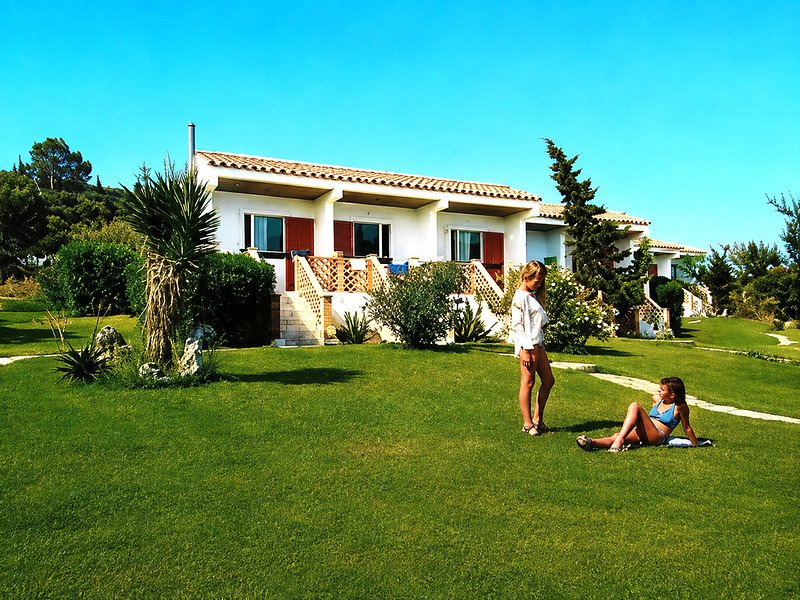 Chalets at Pontinental Holiday Club Tropicana resort Majorca
