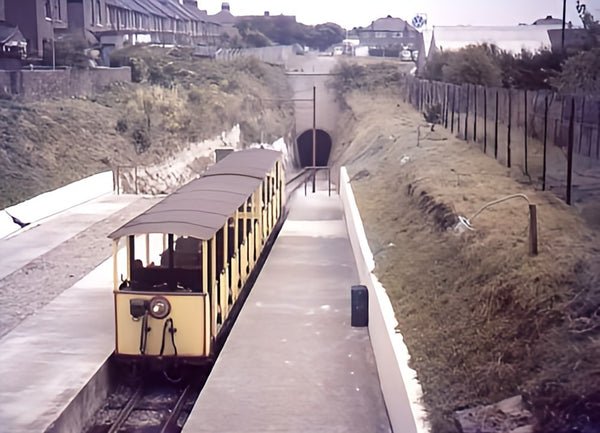 Merrie England & Pleasurama: Ramsgate's amusement park Ramsgate beach and Merrie england seen in the 1960s