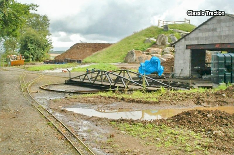 Photo showing the remains of the loco shed at Dobwalls theme Park in Cornwall